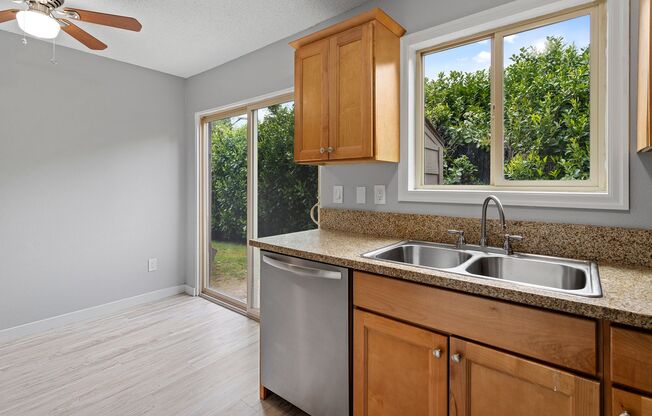 2 beds, 1 bath, 825 sqft, $1,595, Unit 4137