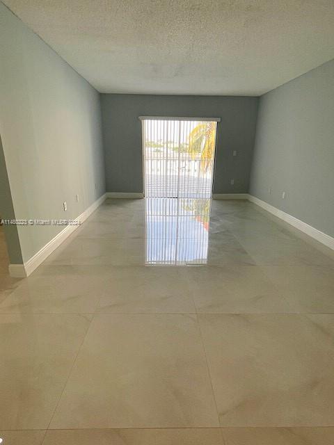 7125 Bonita Dr