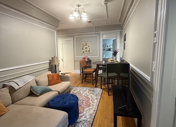 464-466 Commonwealth Ave.