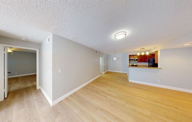 2Br/ 2Ba Condo In Villa Medici - Available Now!