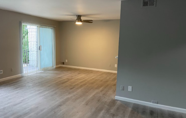 2 beds, 2 baths, 1,500 sqft, $1,700, Unit 201