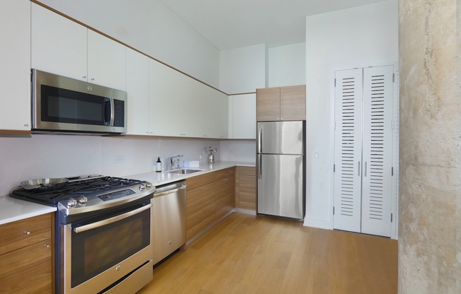 1 bed, 1 bath, $4,549, Unit 4407