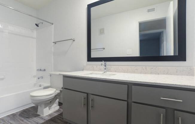 apartments for rent in north austin bathroom