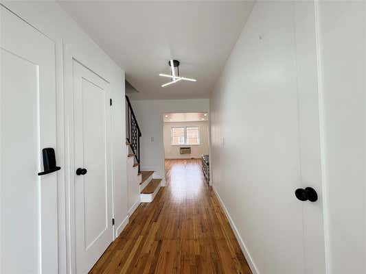 1041 E 80 ST