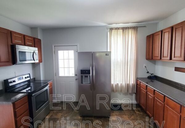 130 HAWKES AVE