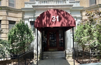 31 Queensberry St