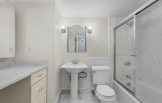 106 CENTRAL PARK S