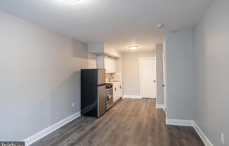 1 bed, 1 bath, $1,400, Unit 1335 S 8th St 1st Fl