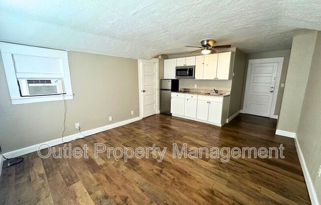 129 E CONCORD ST