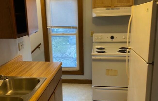 1 bed, 1 bath, $950