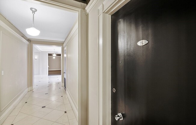 1 bed, 1 bath, 325 sqft, $2,950, Unit 7L