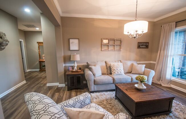 4 beds, 2 baths, $2,800