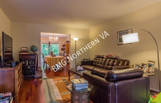 3019 SEVEN OAKS PLACE