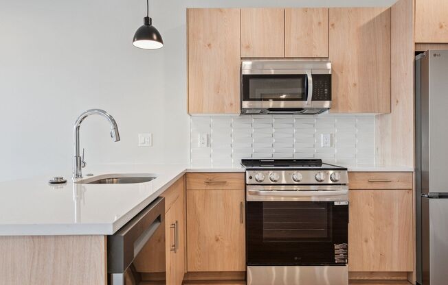 1 bed, 1 bath, 525 sqft, $1,740, Unit Unit 601