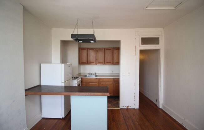 2842 St. Paul St.