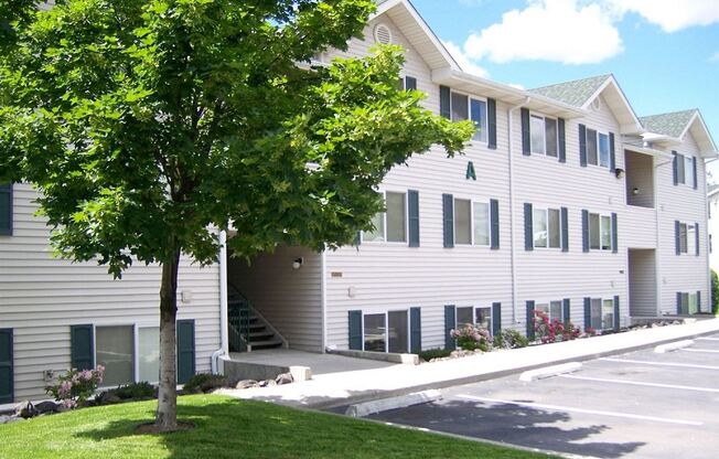 1001 S. Westcliff Pl.