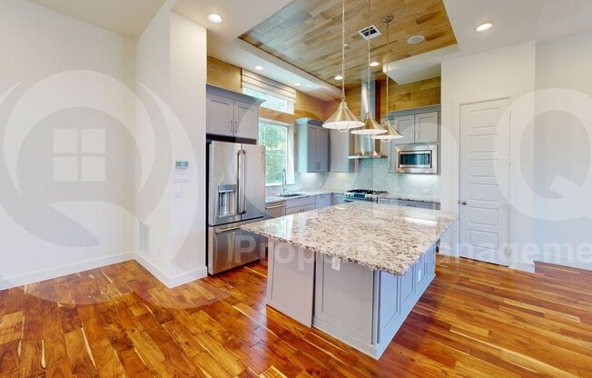 1832 STEVENS BLF LN