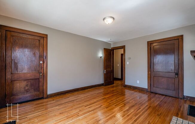 384 E. Maynard Ave