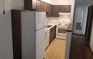 2 beds, 1 bath, $925, Unit Unit 6