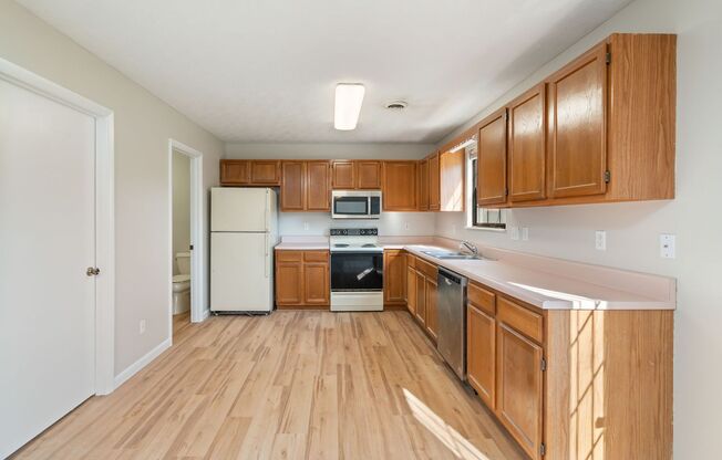 2 beds, 1.5 baths, $1,495, Unit 1