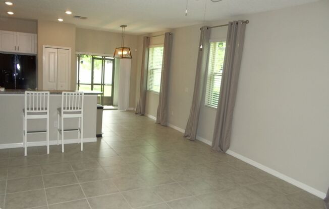 Spacious 2 bed, 2.5 bath, 1 car garage townhouse