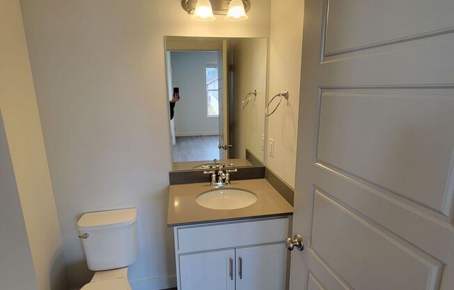 GET A MONTH OF RENT FOR FREE!!!