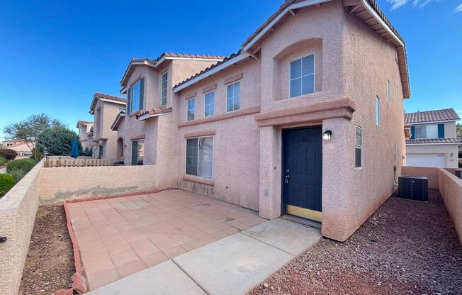 2 Bedroom 2 Bathroom Townhome in Gated Community!