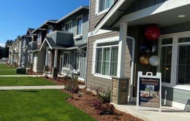 Upscale 3bedroom 2bath apartment in West Olympia, COME TOUR TODAY!!