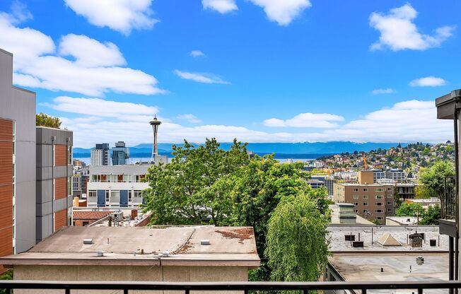 2 beds, 1 bath, 970 sqft, $2,395, Unit 009