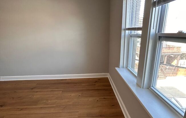1 bed, 1 bath, $1,025, Unit 221