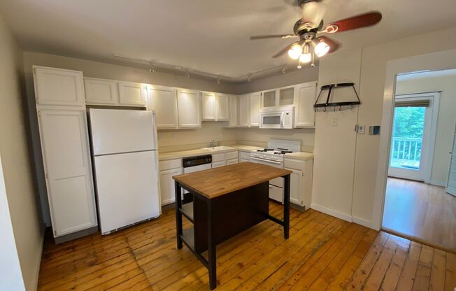 72 Mechanic St.