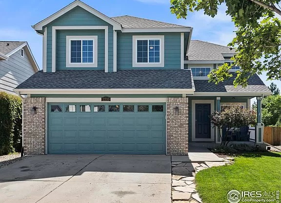 2233 MERLOT CT