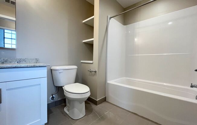 1 bed, 1 bath, 789 sqft, $1,950, Unit UNIT 404