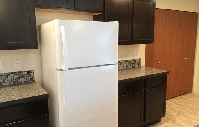 Large 2 Bedroom, 2 Bath Duplex