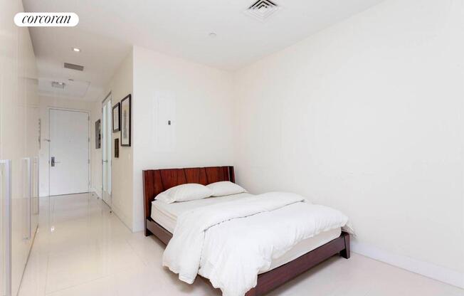 Studio, 1 bath, 900 sqft, $4,995, Unit 817