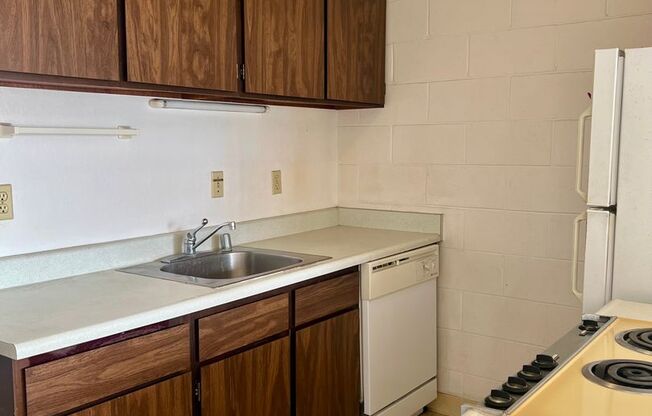 1 bed, 1 bath, $1,800