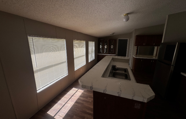 144 FOX MDW DR