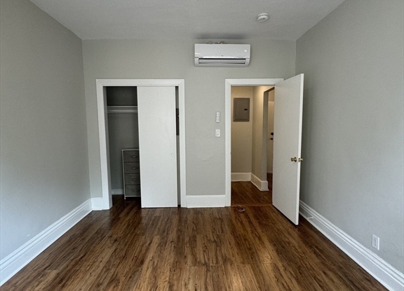 2 beds, 1 bath, 750 sqft, $3,600, Unit 403