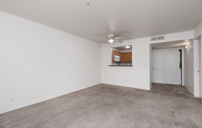 NEAR SUMMERLIN 1 BED, 1 BATH CONDO IN GATED COMMUNITY