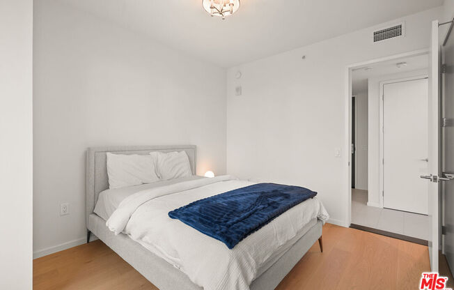 2 beds, 2 baths, 1,290 sqft, $4,900, Unit 2608