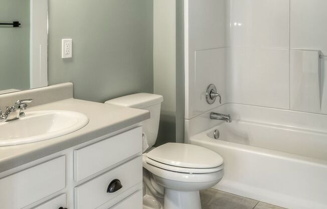 1 bed, 1 bath, 753 sqft, $1,100, Unit #404