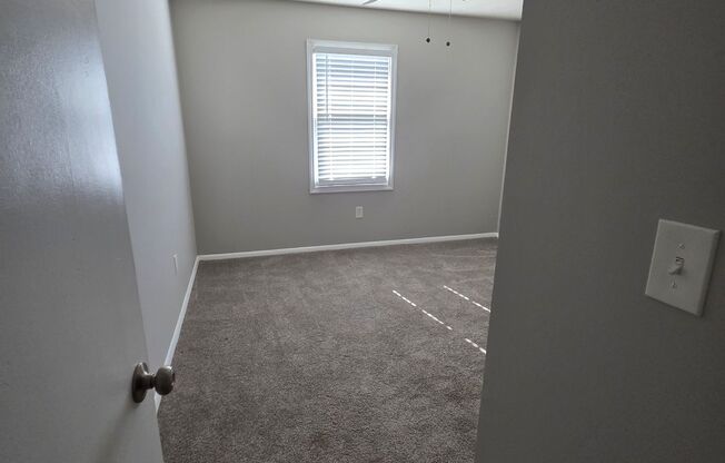 1 bed, 1 bath, 800 sqft, $800, Unit 08