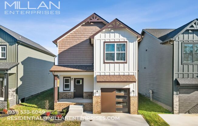 Contemporary 3-Bedroom Beauty with Walk-In Closet and Tile Shower Retreat