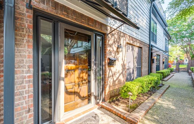 4104 Wycliff #3