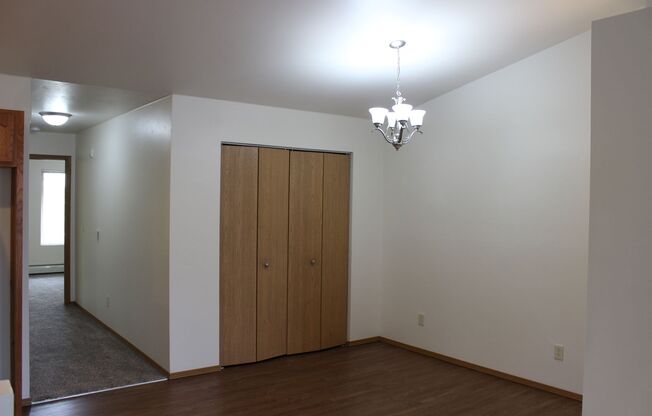 2 beds, 1 bath, 1,300 sqft, $1,299.99, Unit 2250-05