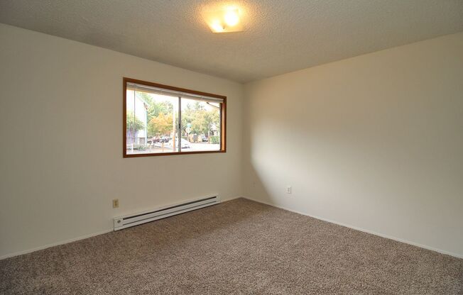 2 beds, 1 bath, $1,425