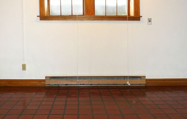 1 bed, 1 bath, 410 sqft, $1,125, Unit 24 - D