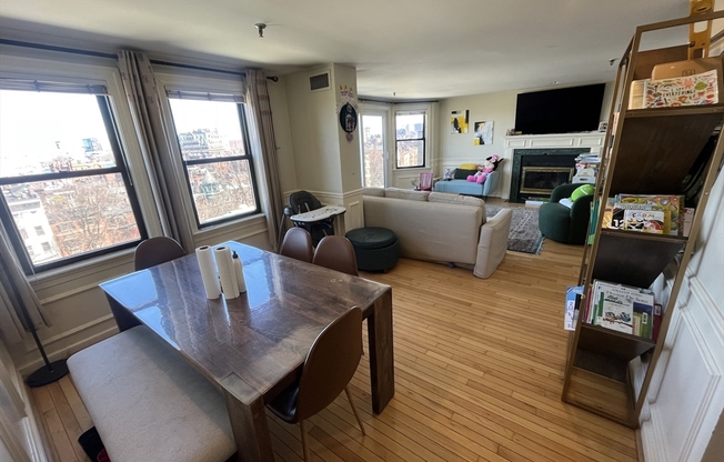 2 beds, 2.5 baths, 1,500 sqft, $6,200, Unit PH2