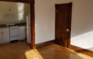 Awesome 2nd floor studio with private deck. Shared bathroom.