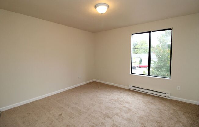 2 beds, 1 bath, 1,000 sqft, $1,795, Unit 5125